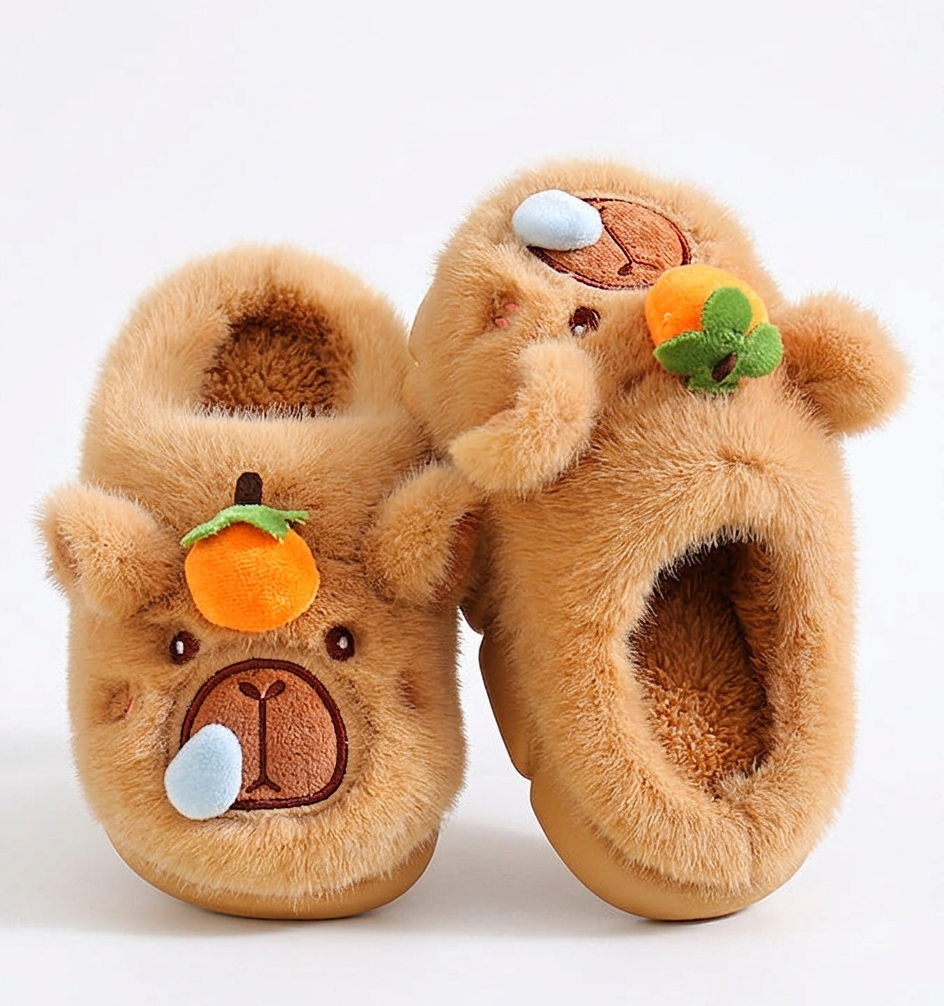 Pantufla de invierno cálida con diseño de dibujos animados en España
