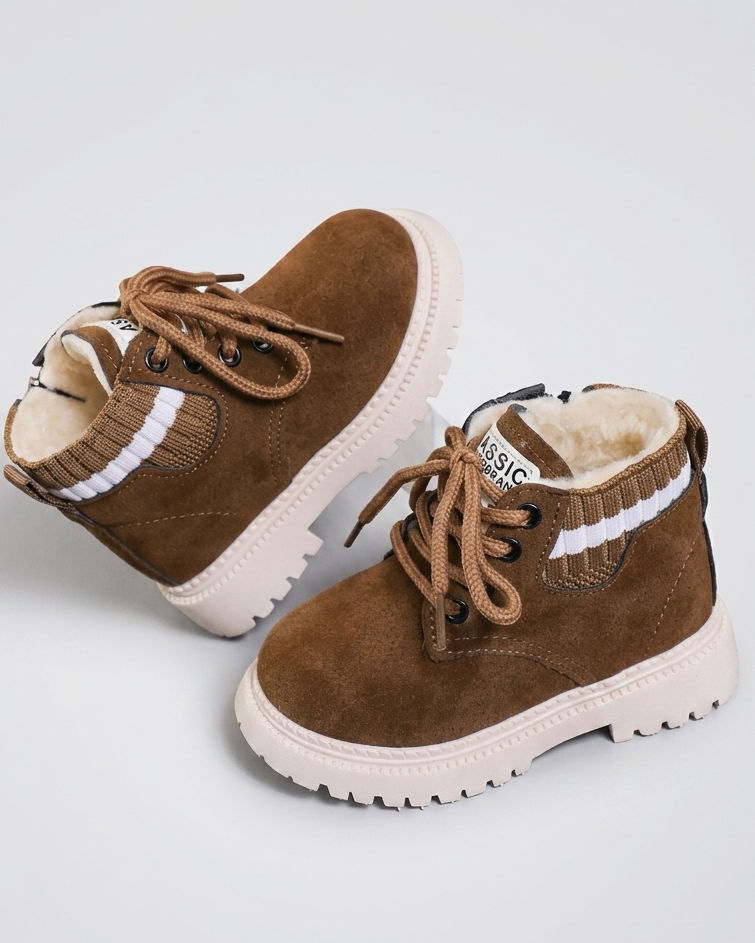 Zapatos de invierno cálidos para niños en España