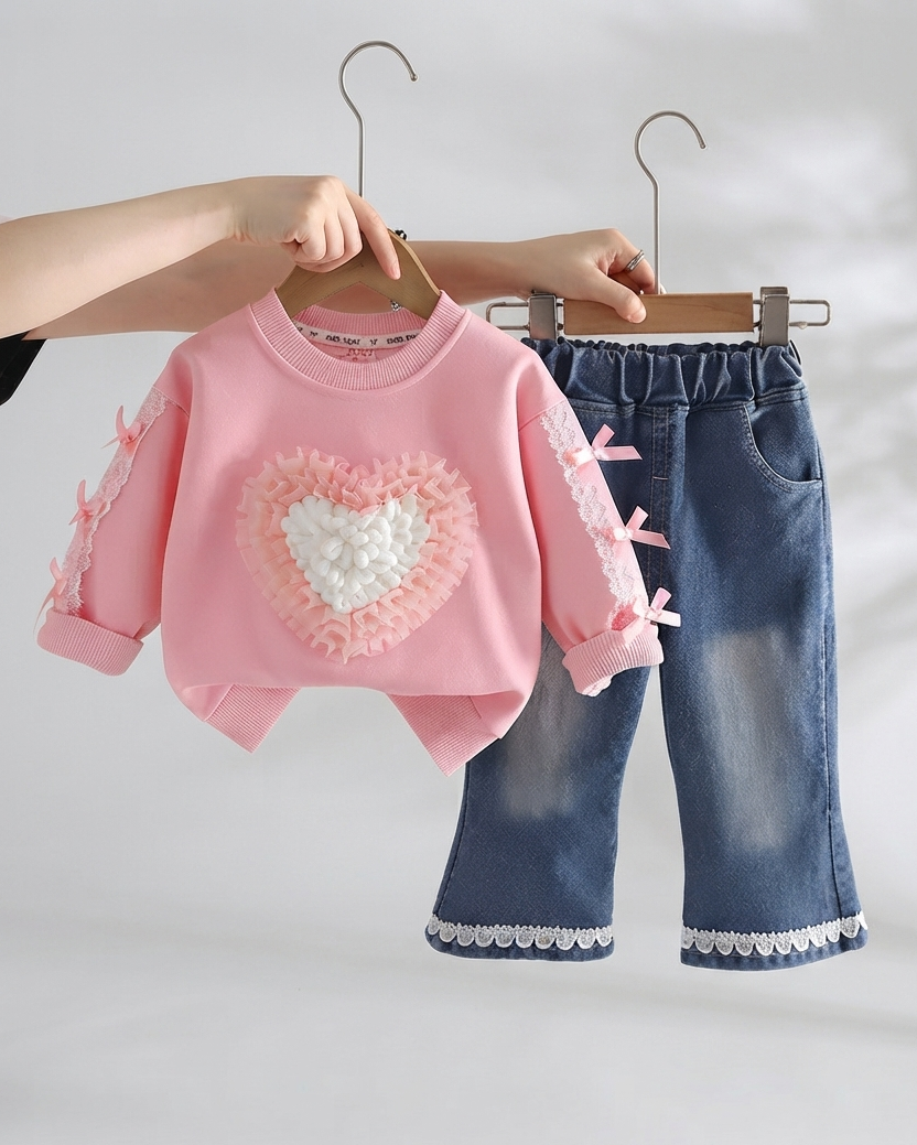 Conjunto Infantil para Niña con Corazón 3D y Pantalón Vaquero Cómodo y Elegante