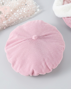 Abrigo de invierno para niña con cuello de pelo suave, cinturón elegante y gorro a juego looks elegantes y en España