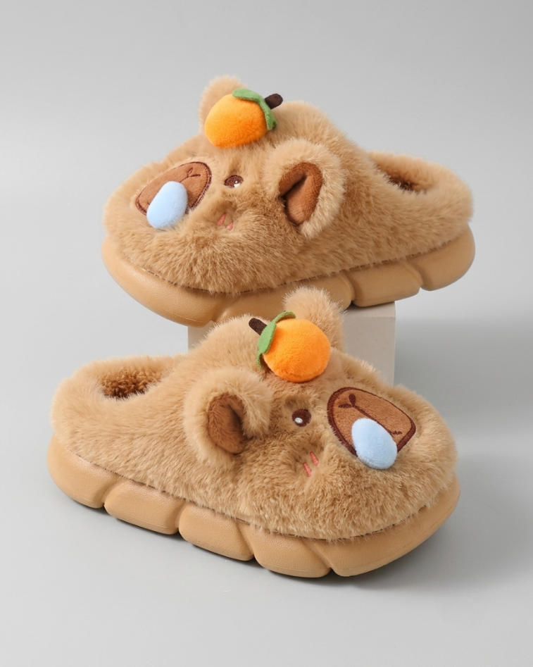 Pantufla de invierno cálida con diseño de dibujos animados en España