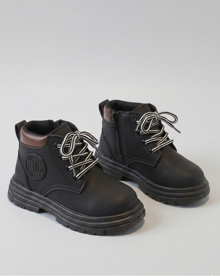 Botas para niños con forro interior cálido y suave y diseño moderno en España