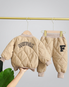 Conjunto bebé niño invierno acolchado de algodón 2 piezas con letra F (chaqueta y pantalón) en España
