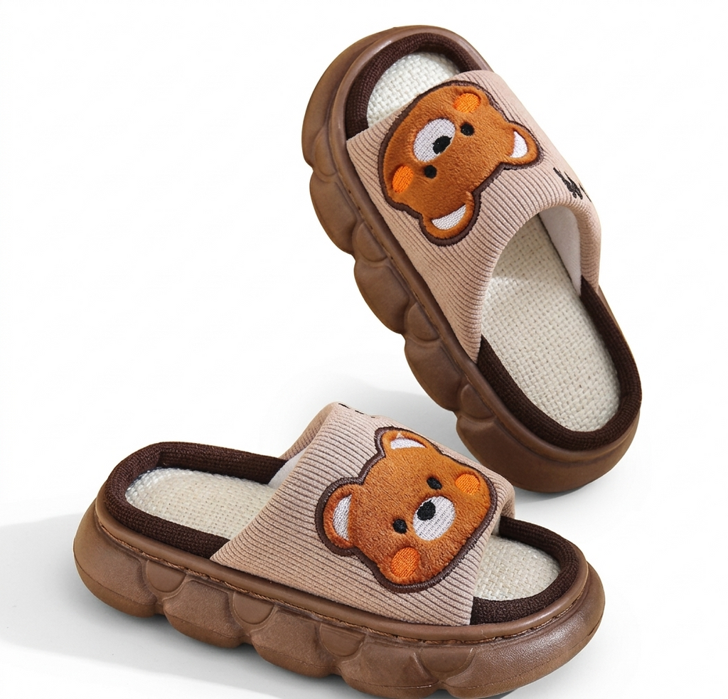 Sandalias con diseño de caricatura en España