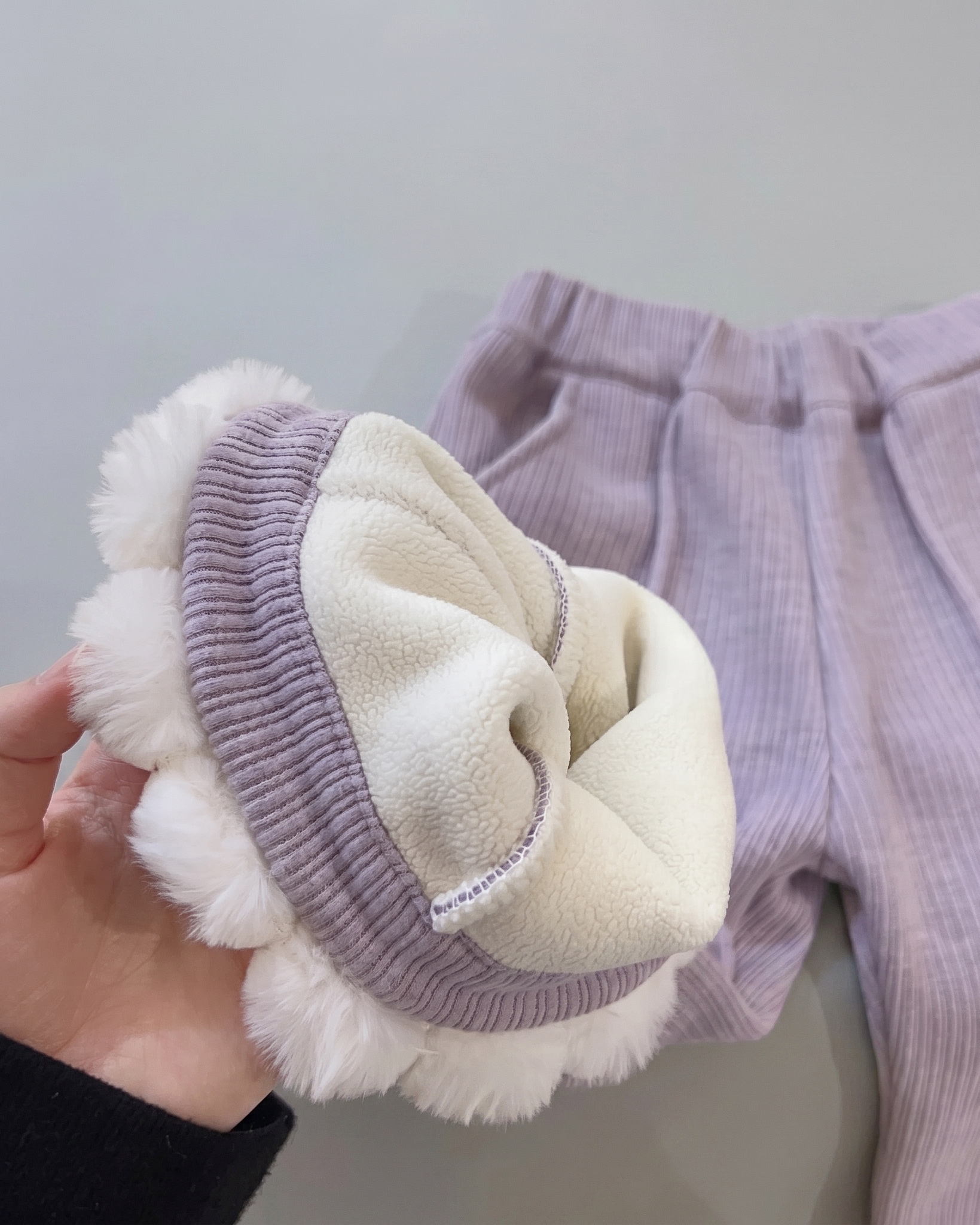 Conjunto niña invierno 2 piezas con bordado de corazón y tejido cálido,Ideal para clima otoñal en España