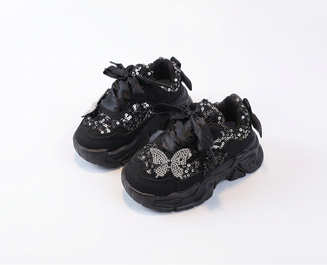 Zapatillas cálidas con diseño moderno para niños en España