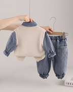 Conjunto Infantil de 3 Piezas para Niño  Camisa Denim, Chaleco de Punto y Pantalón Vaquero