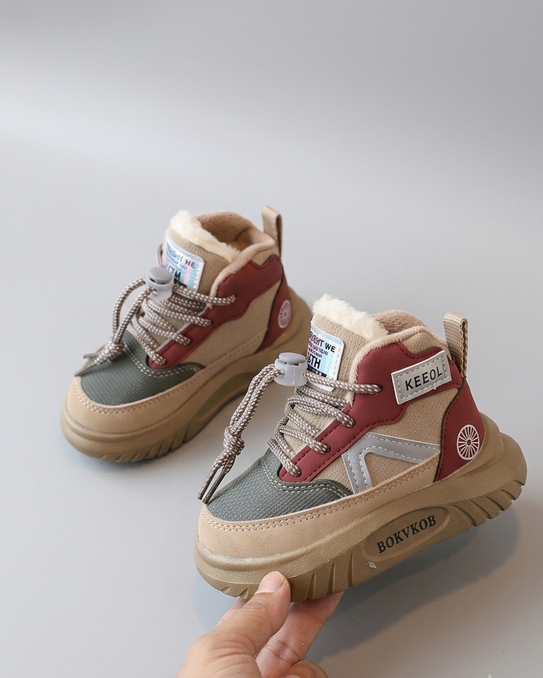 Zapato de invierno cálido con diseño moderno en España