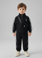 Conjunto deportivo niño con sudadera, pantalón y mochila pequeña en España