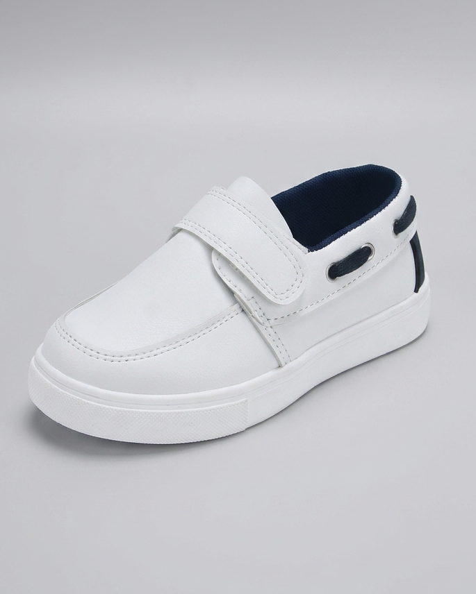 Zapato Clásico Niño Diseño Moderno