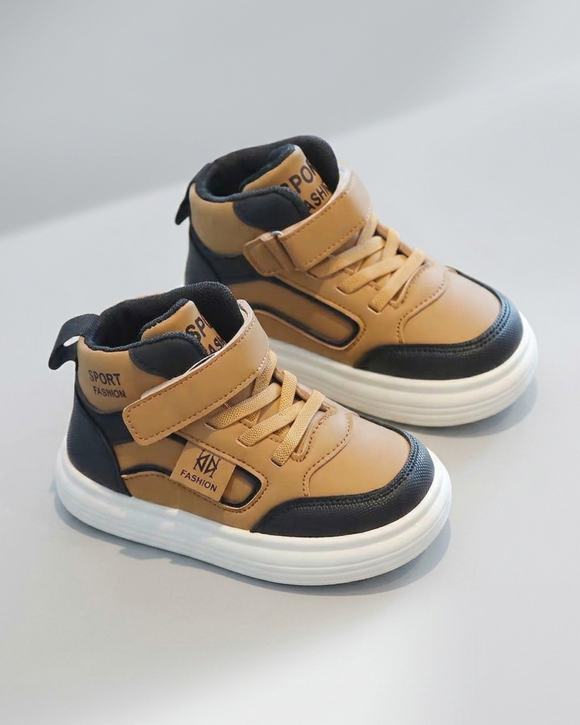 Zapatillas deportivas modernas para niños en España