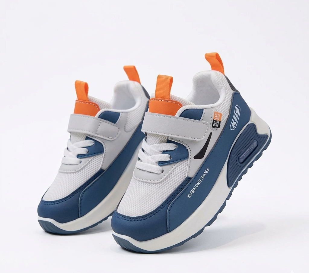 Zapato con diseño deportivo moderno, apto para niños y niñas en España