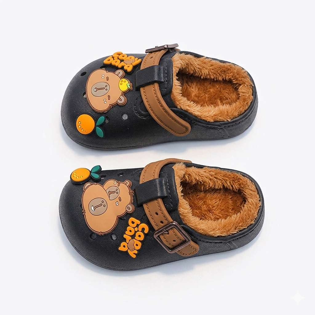 Pantuflas de invierno cálidas con diseño de dibujos animados en España