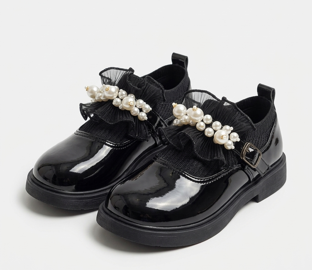 Zapato clásico brillante para niña en España