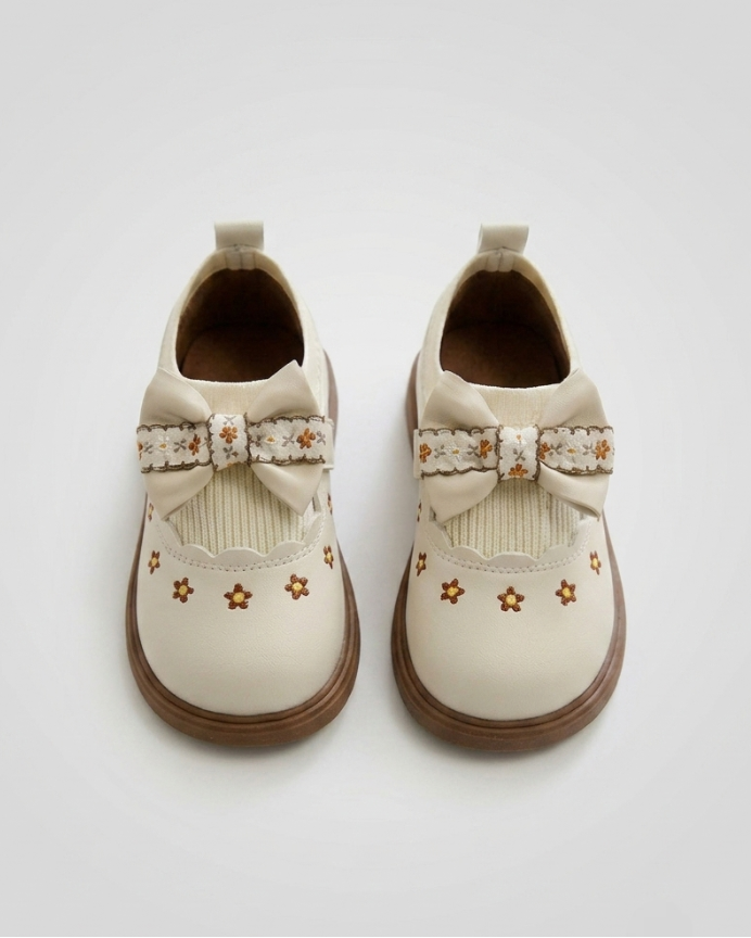Zapato elegante con diseño clásico y moderno en España