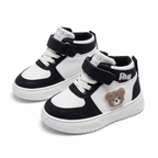 Zapatillas deportivas de diseño de goma con interior acolchado y cálido vista completa