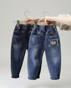 Pantalón Vaquero Infantil Premium Comodidad, Estilo y Libertad de Movimiento