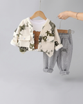 Conjunto bebé 3 piezas con osito chaqueta estampada, camiseta y pantalón cómodo invierno