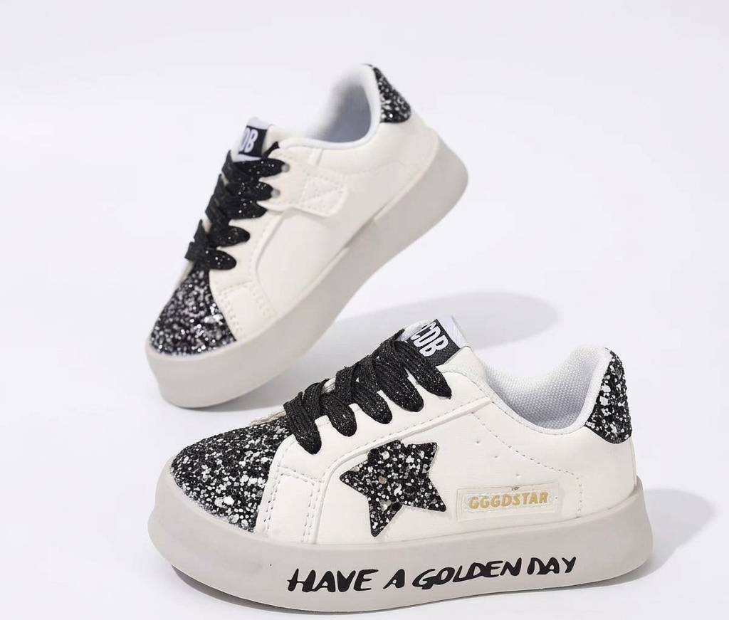 Zapato ligero con diseño moderno para niños en España