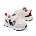 Zapato deportivo con diseño atractivo y dibujo de oso en España