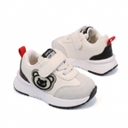 Zapato deportivo con diseño atractivo y dibujo de oso en España