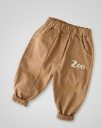 Cómodo conjunto de dos piezas: sudadera y pantalón cómodo de algodón.