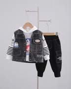 Conjunto niño 3 piezas ropa infantil: chaqueta sin mangas, sudadera Doraemon y pantalón deportivo en España