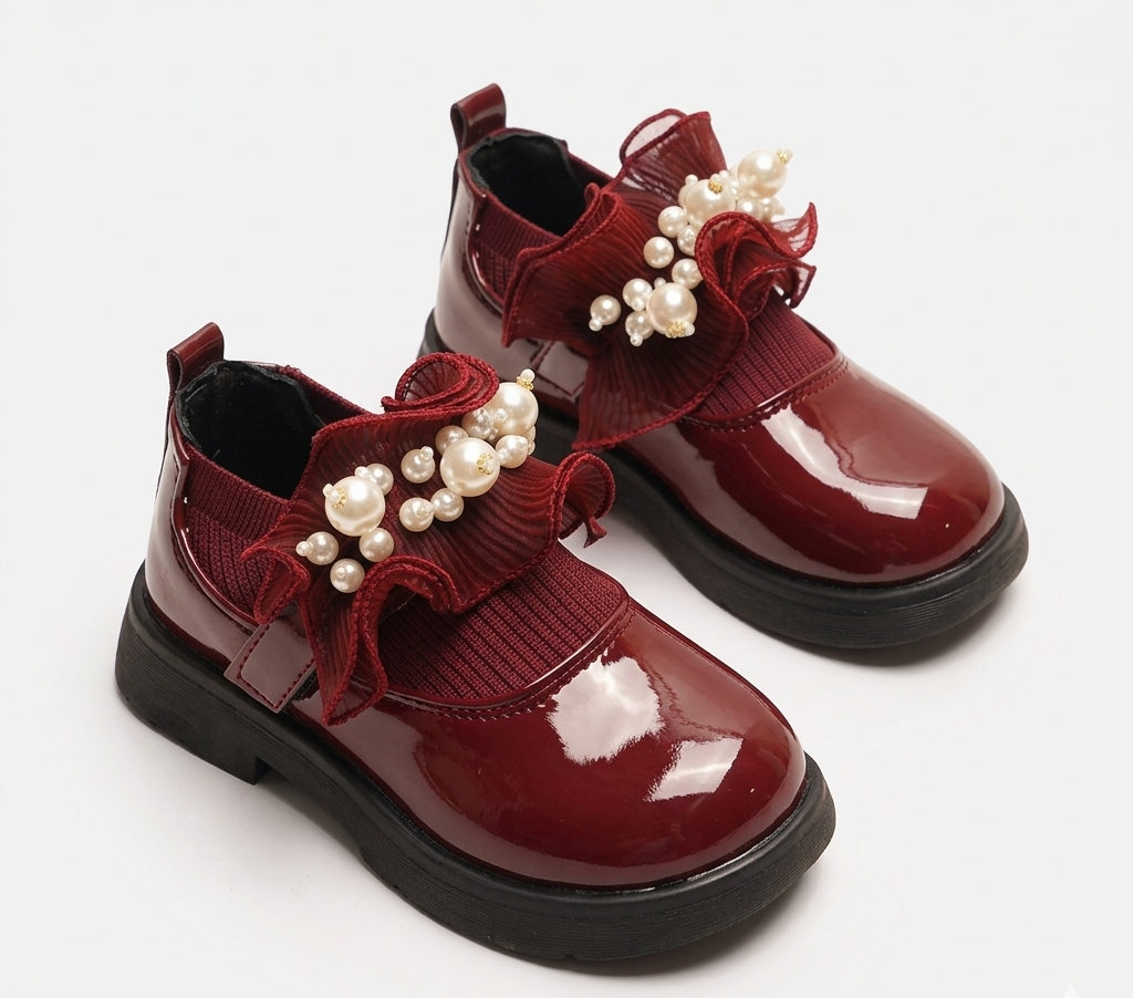 Zapato clásico brillante para niña en España