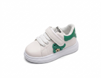 Zapato deportivo con diseño clásico en España