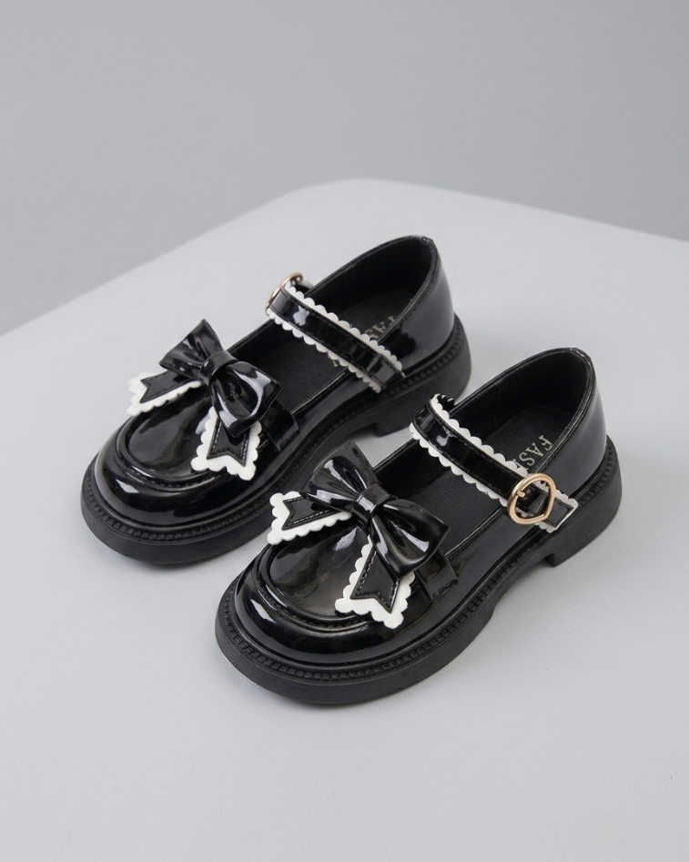 Zapato elegante para niña con diseño de lazo atractivo en España