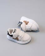 Zapato deportivo con diseño clásico en España