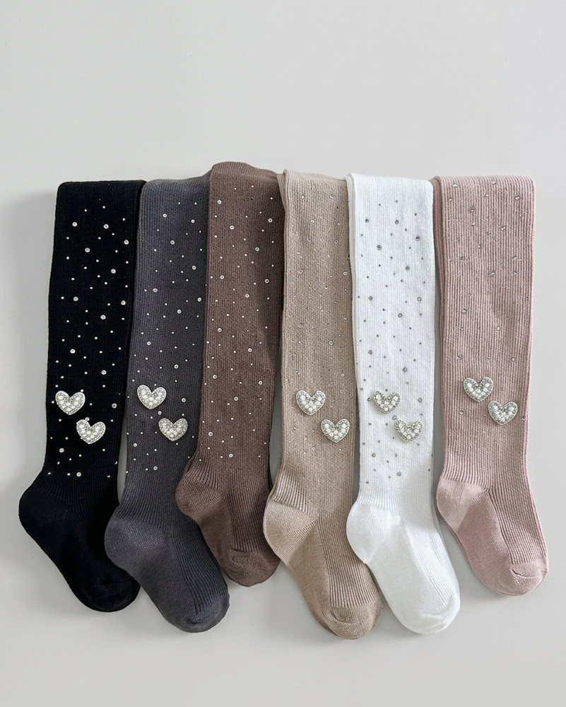 Calcetines niña algodón con corazones brillantes elegantes