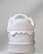Zapato deportivo con diseño moderno en España