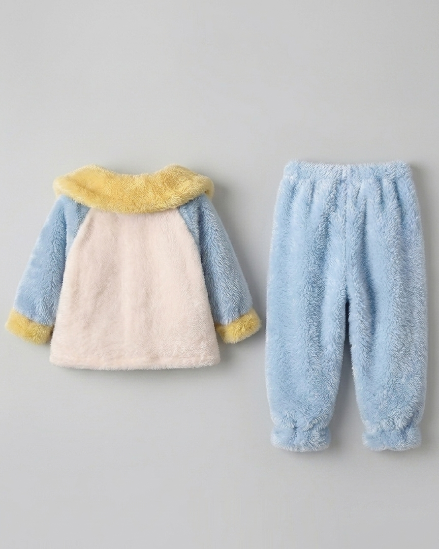 Conjunto niña invierno 2 piezas ropa bebé de terciopelo con estampado de fresas chaqueta y pantalón en España