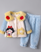 Conjunto niña invierno 2 piezas ropa bebé de terciopelo con estampado de fresas chaqueta y pantalón en España