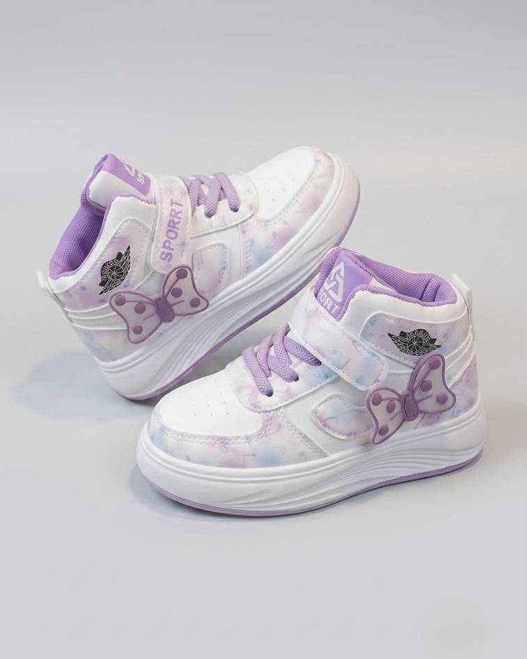 Zapatillas deportivas para niñas con diseño moderno en España