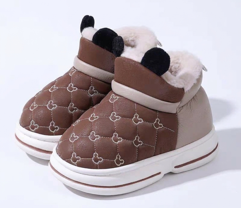 Zapato de invierno cálido con diseño moderno en España