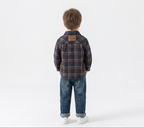 Conjunto infantil 3 piezas niño: camisa de cuadros, camiseta de algodón y pantalón vaquero en España