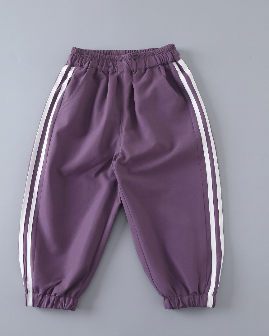 Conjunto deportivo niño 3 piezas con capucha, chándal infantil moderno y cómodo, Ideal para primavera y para clima otoñal en España