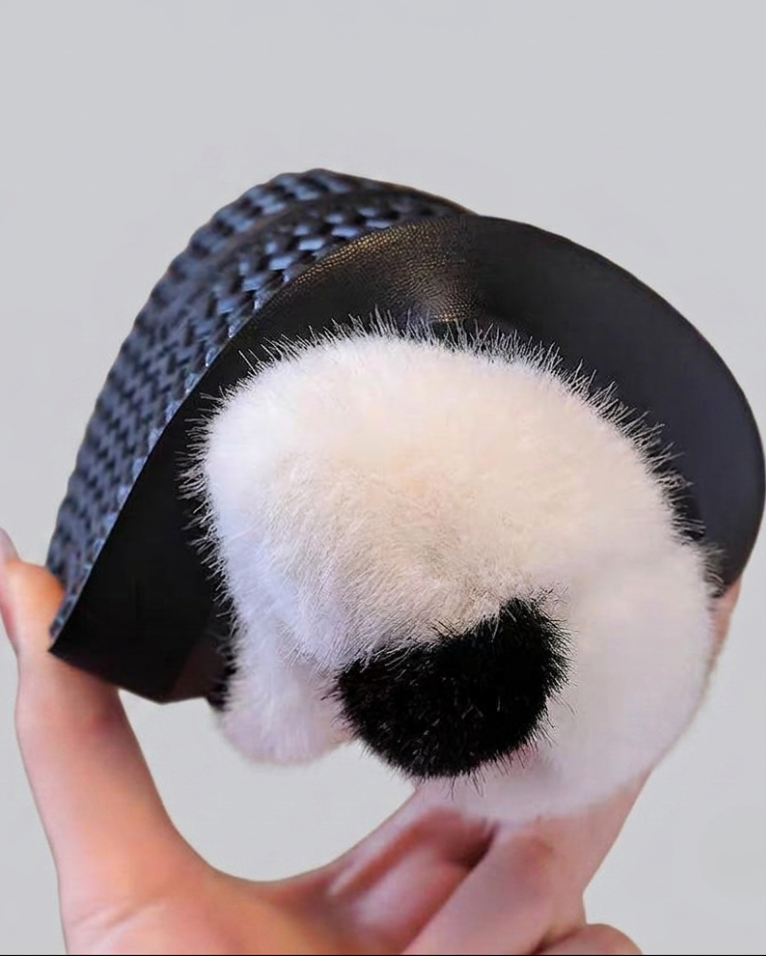 Pantufla de invierno cálida con diseño de dibujos animados en España