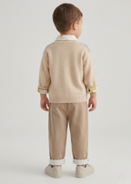 Conjunto bebé invierno 3 piezas con suéter de lana bordado camisa y pantalón vista trasera