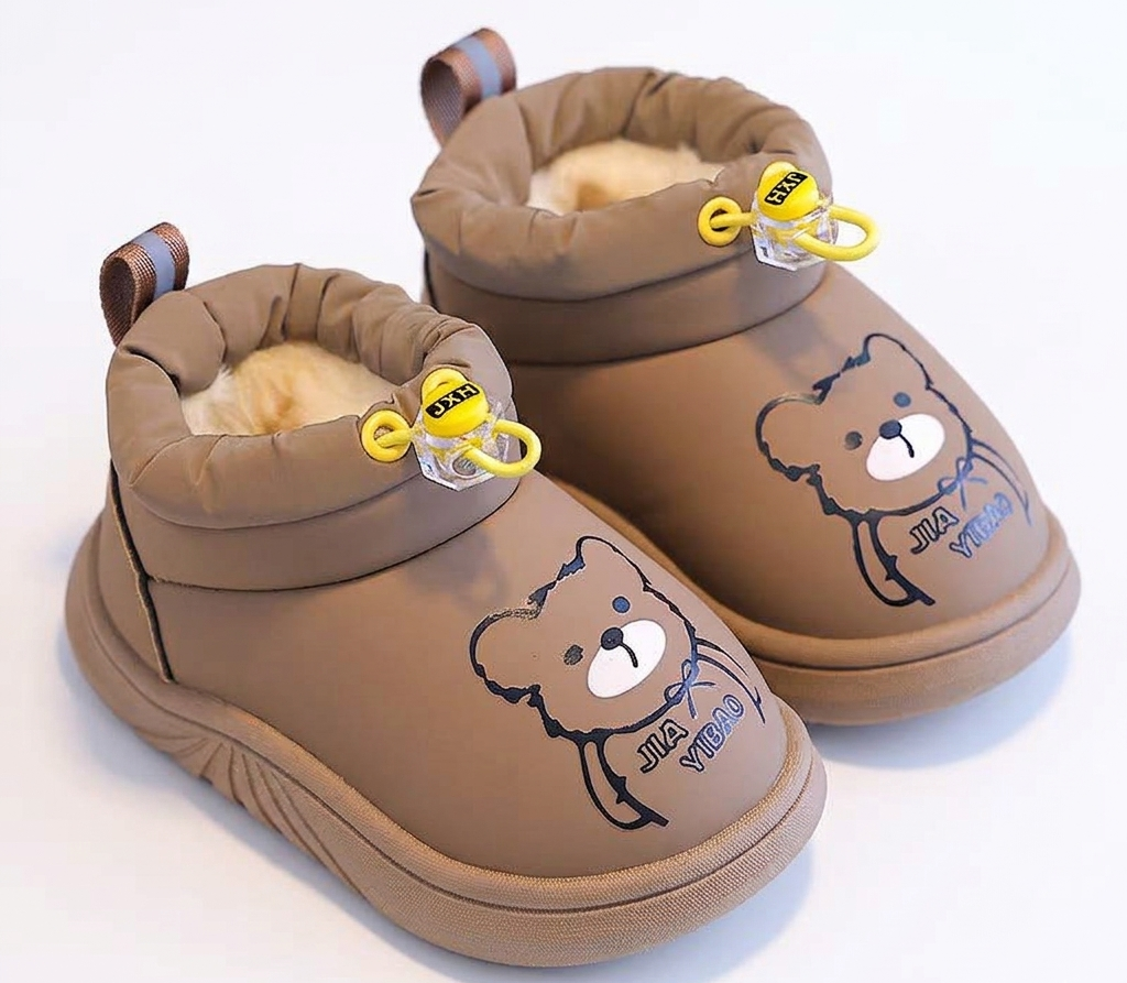 Zapato de invierno con diseño de oso en España