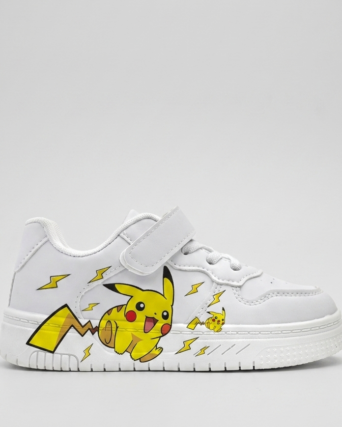 Zapato infantil blanco con diseño de dibujos animados. en España