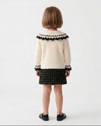 Conjunto niña invierno 2 piezas cárdigan de punto y falda estampada ,destacada para looks elegantes y sencillos en España