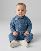 Mono vaquero bebé niño de una pieza con botones y diseño  en  ideal para la actividad  looks elegantes y  en España