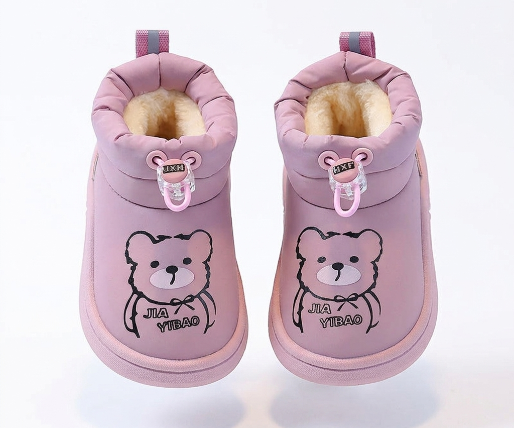 Zapato de invierno con diseño de oso en España