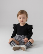 Conjunto niña elegante de cuadros con blusa de punto manga larga – ropa niña clásica moderna en España