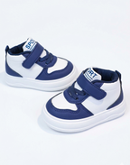 Zapatillas deportivas modernas para niños en España