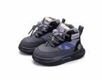 Zapato de invierno cálido con diseño moderno en España
