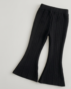 Conjunto niña invierno 2 piezas suéter cálido con corazones y pantalón acampanado en España